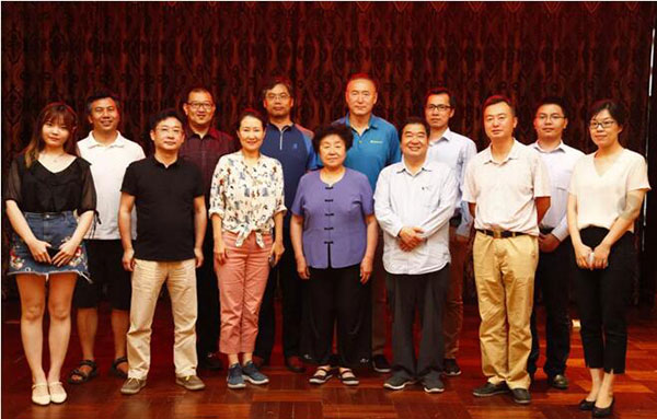 7清華校友生命科學(xué)與醫(yī)療健康歇會(huì)理事走進(jìn)慈銘交流學(xué)習(xí)合影.jpg 7清華校友生命科學(xué)與醫(yī)療健康歇會(huì)理事走進(jìn)慈銘交流學(xué)習(xí)合影.jpg