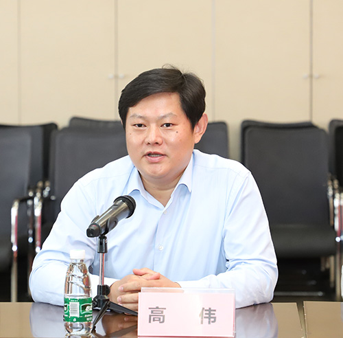 阿爾山市委常委、政府副市長高偉.jpg 阿爾山市委常委、政府副市長高偉.jpg